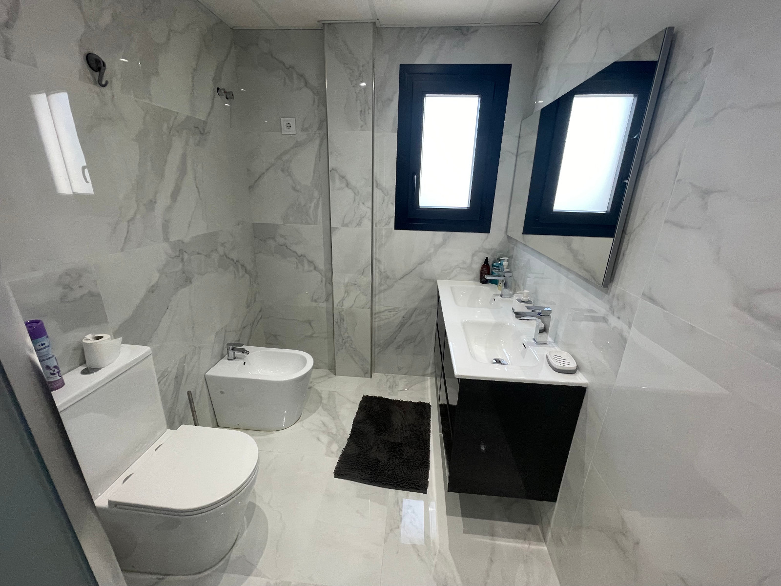 Bedroom in villa for sale in La Mata