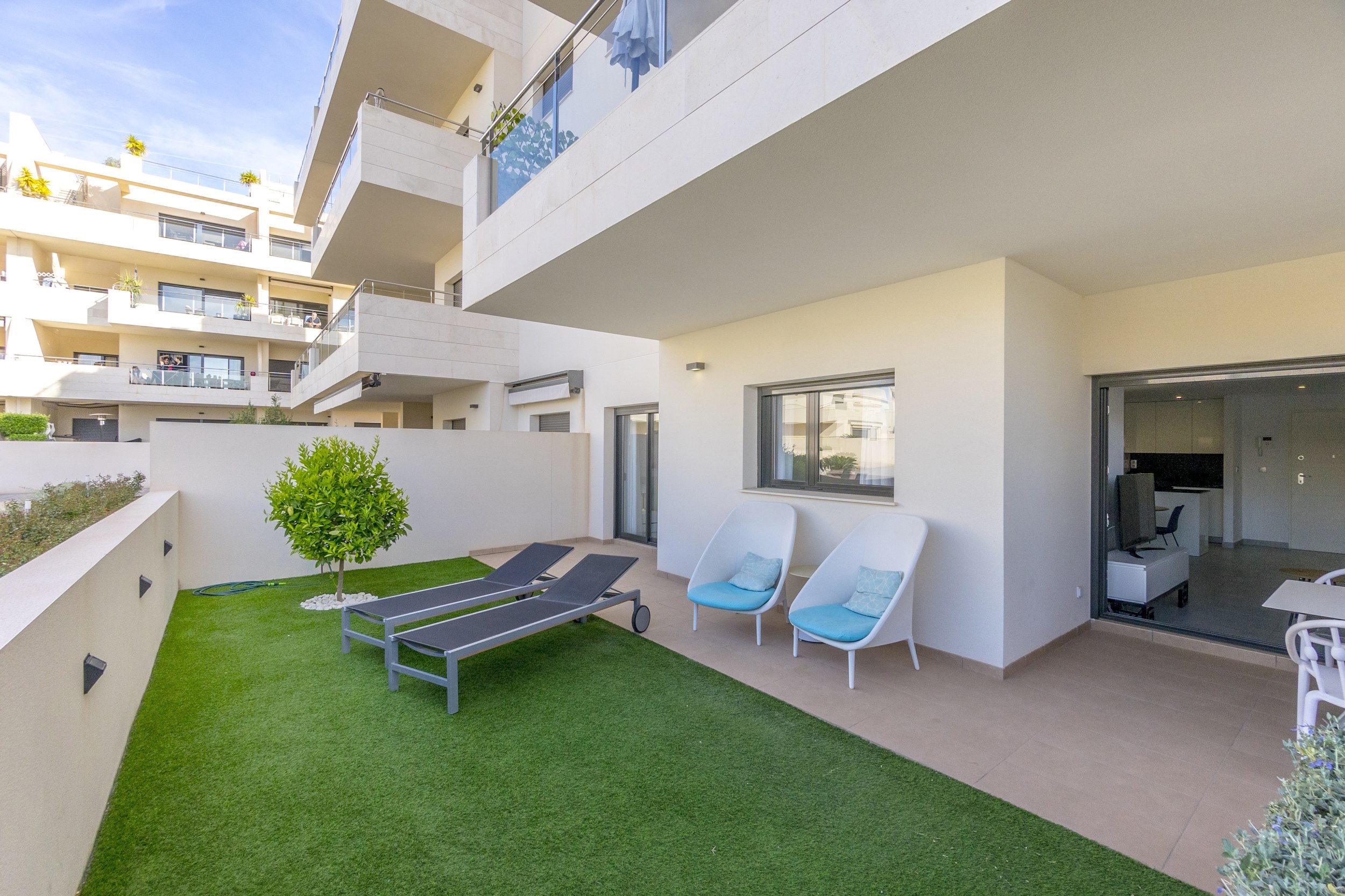 Terrace in apartment for sale in Orihuela