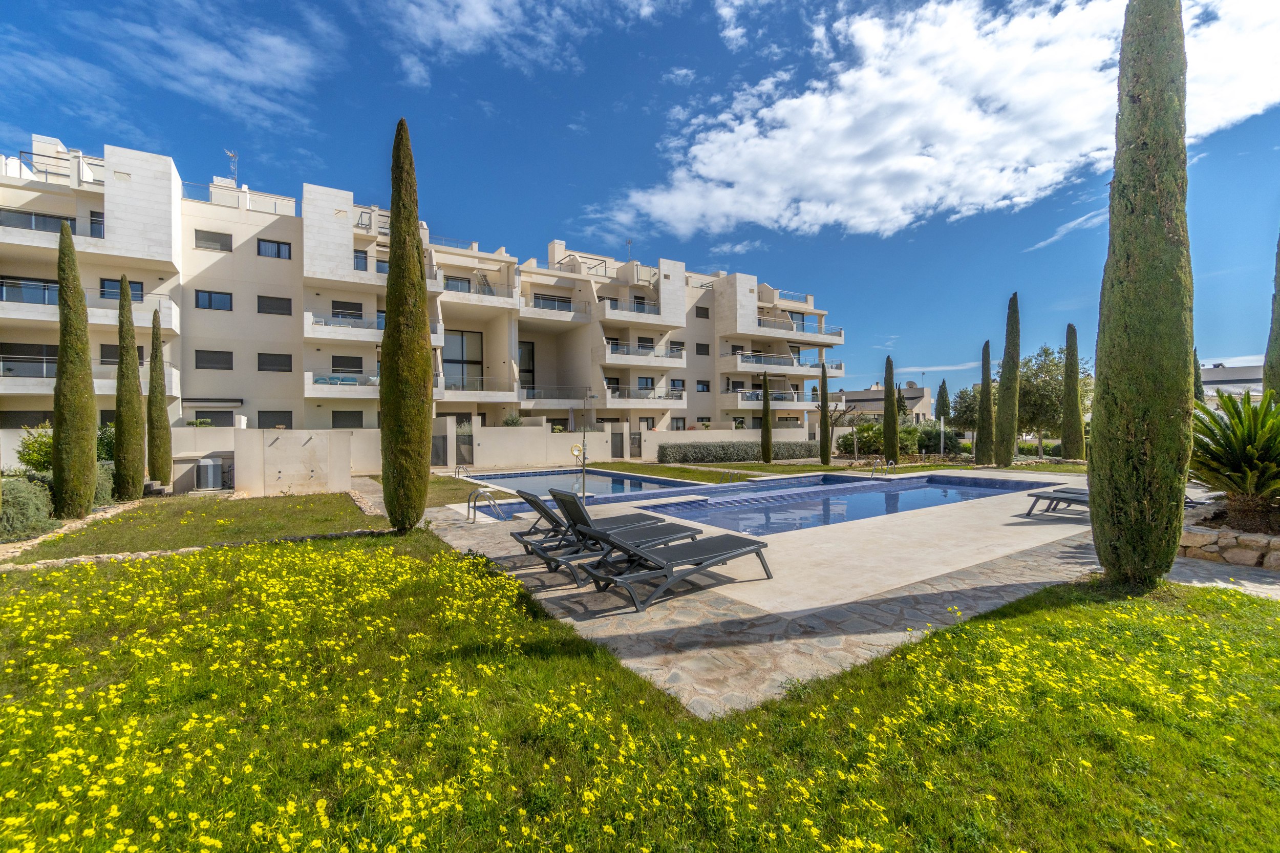 Bathroom in apartment for sale in Orihuela