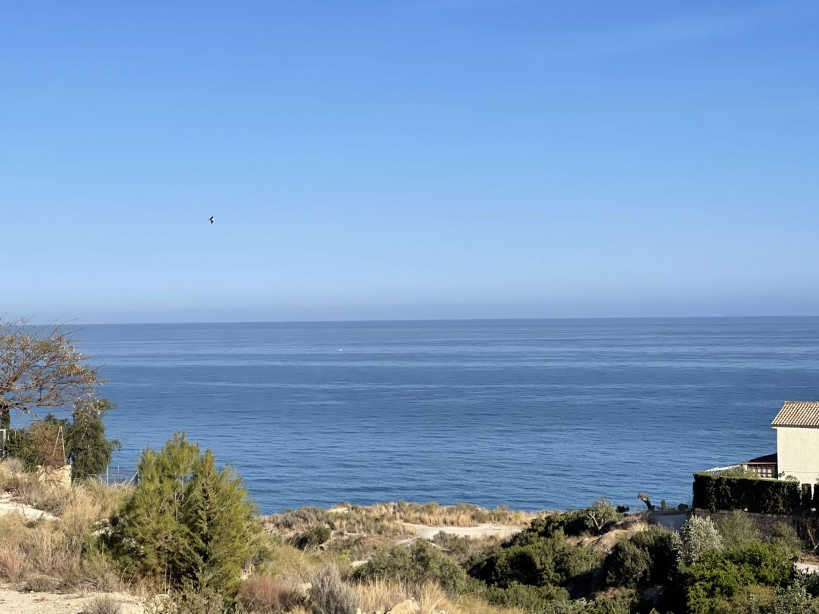 Bedroom in land for sale in El Campello