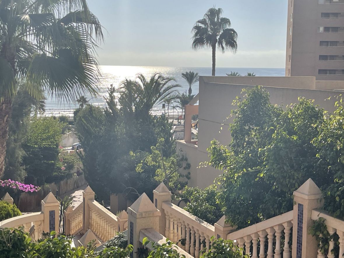 Dining area in duplex for sale in El Campello