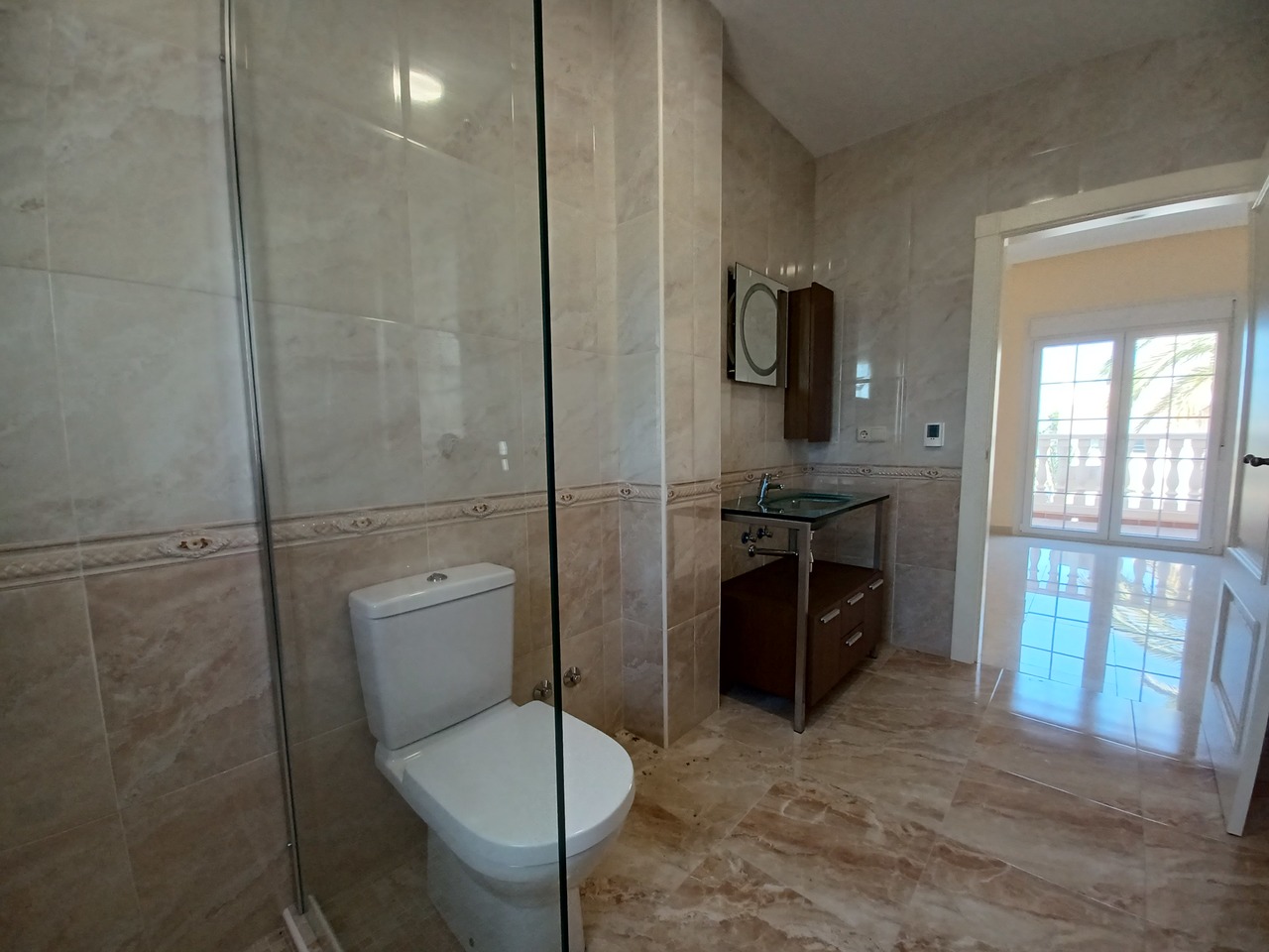 Bathroom in villa for sale in Cabo Roig