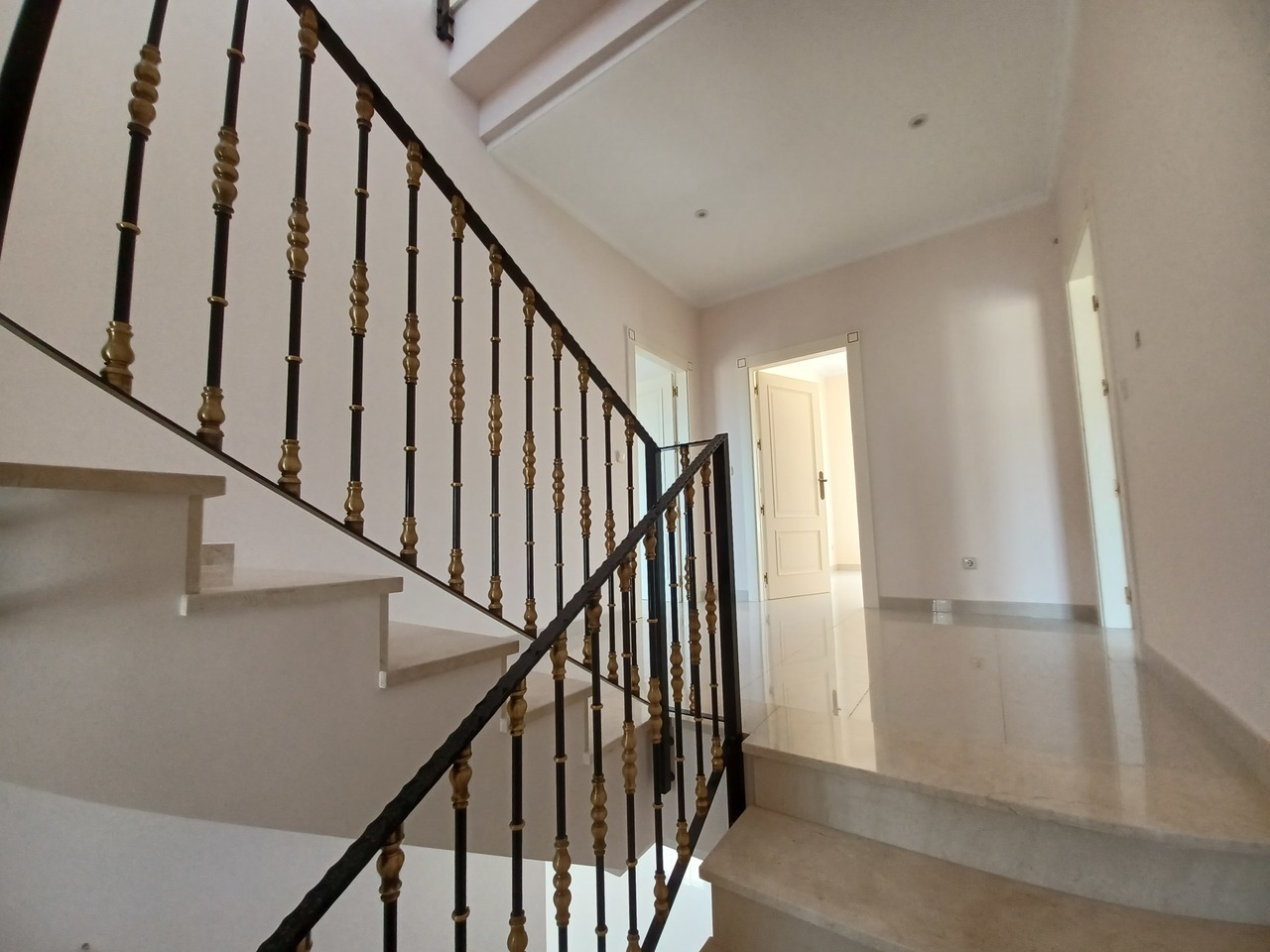 Terrace in villa for sale in Cabo Roig
