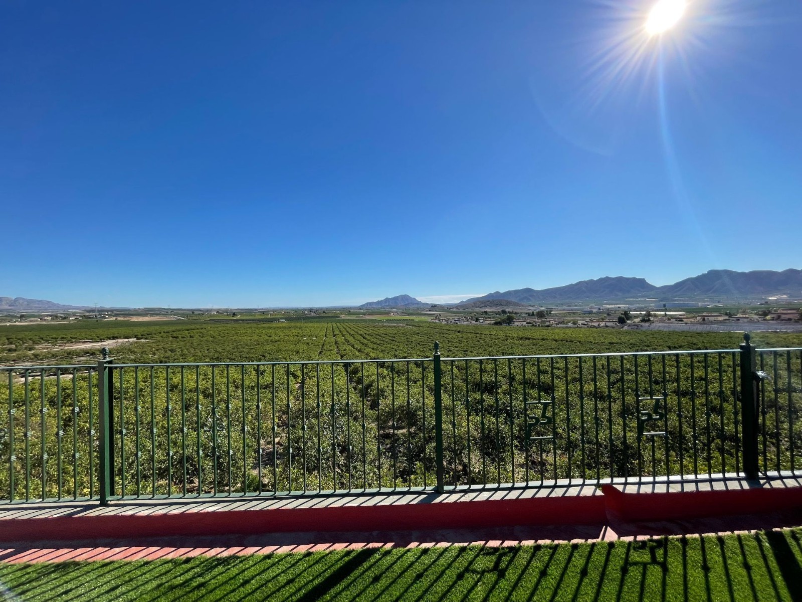 Dining area in villa for sale in Murcia
