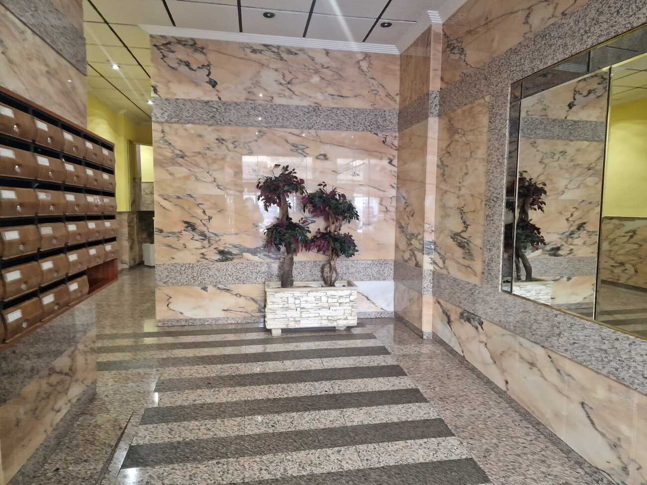 Bedroom in apartment for sale in Torrevieja