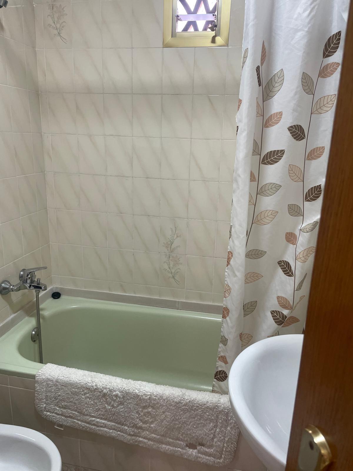 Master bedroom in apartment for sale in Torrevieja