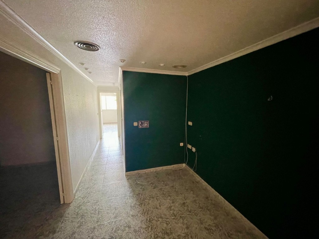 Living room in commercial for sale in Los Alcazares