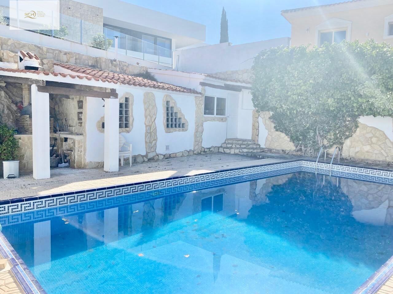 Exterior view in terraced for sale in Altea