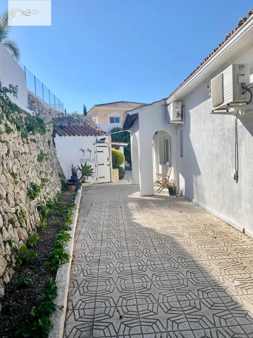 Master bedroom in terraced for sale in Altea
