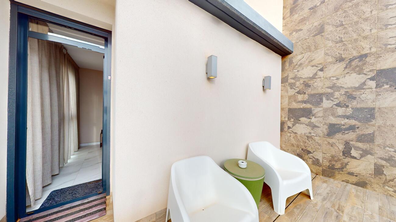 Bathroom in villa for sale in Playa Honda