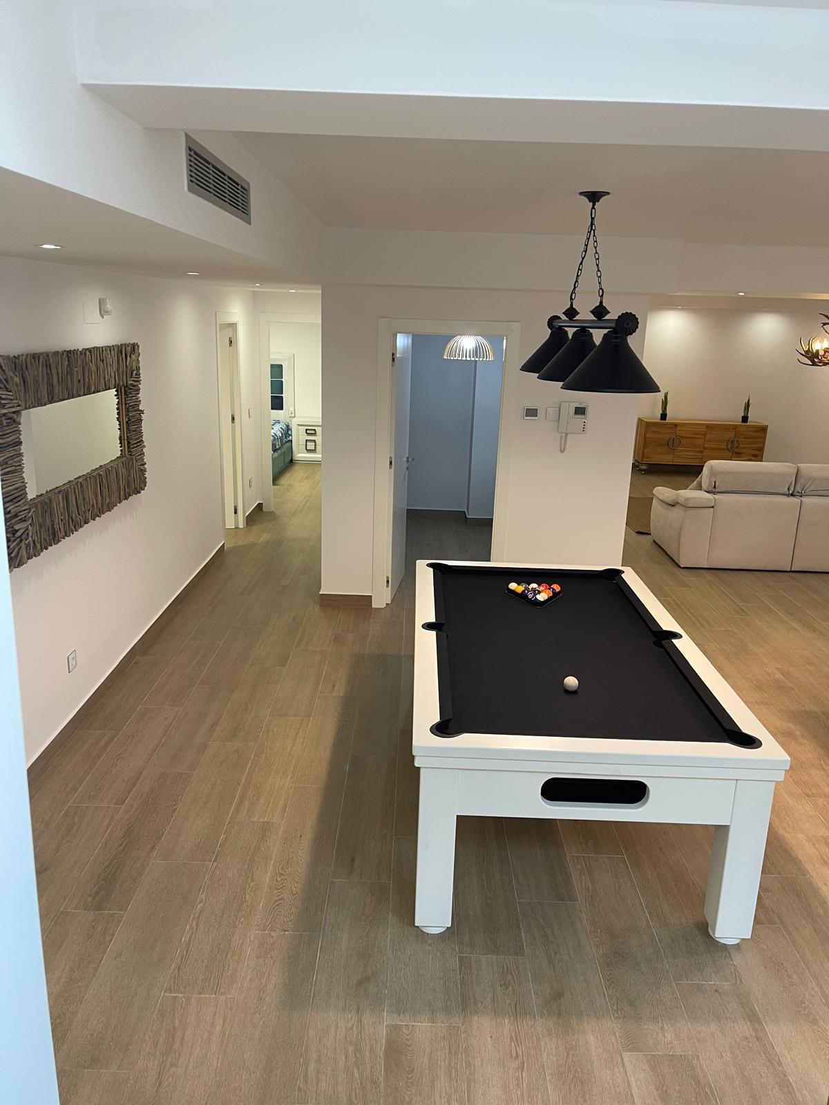 Dining area in villa for sale in San Miguel de Salinas