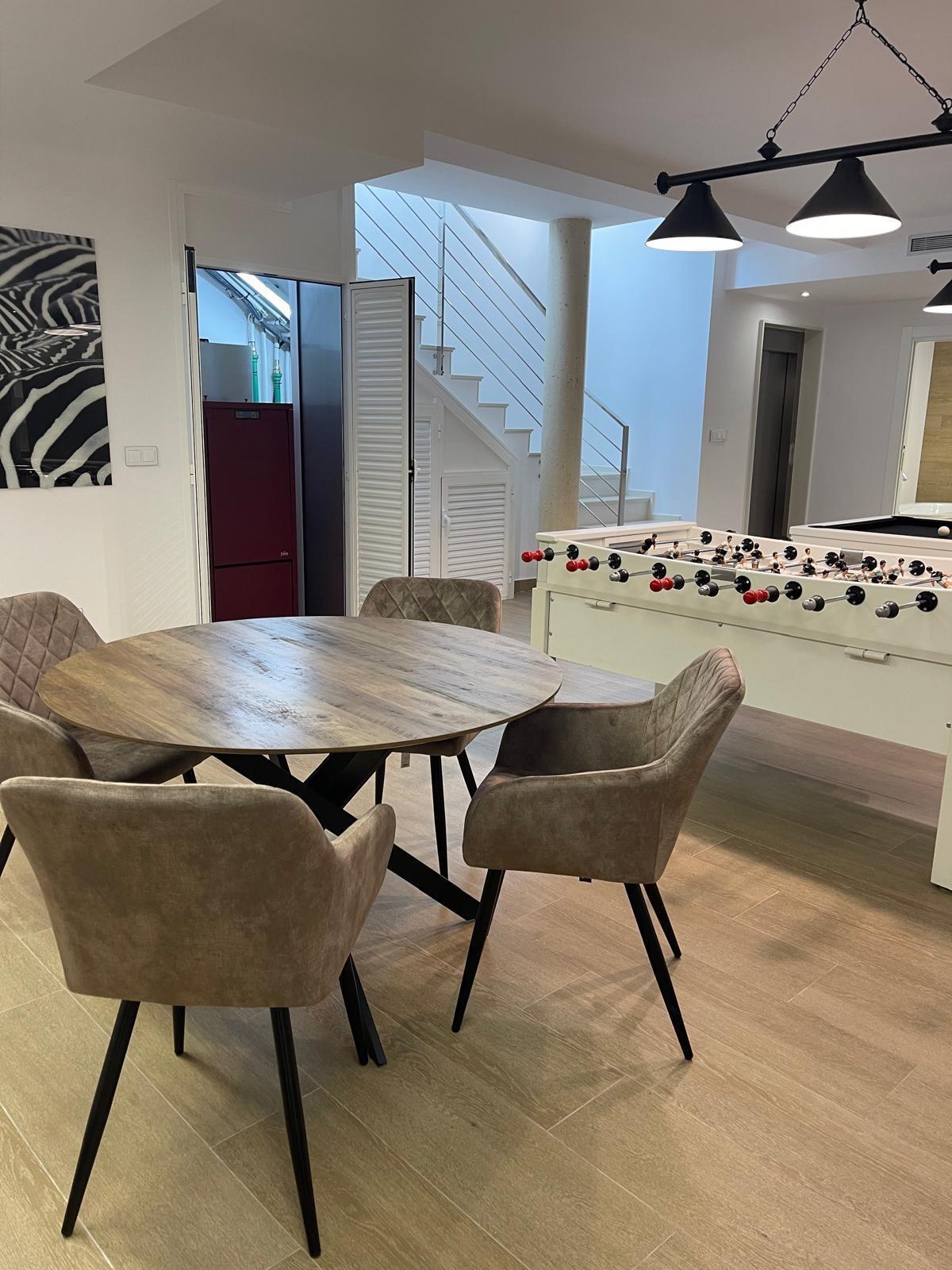 Dining area in villa for sale in San Miguel de Salinas