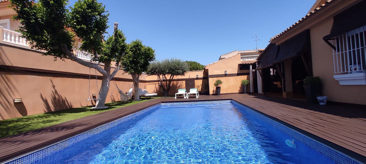 Bedroom in villa for sale in San Javier