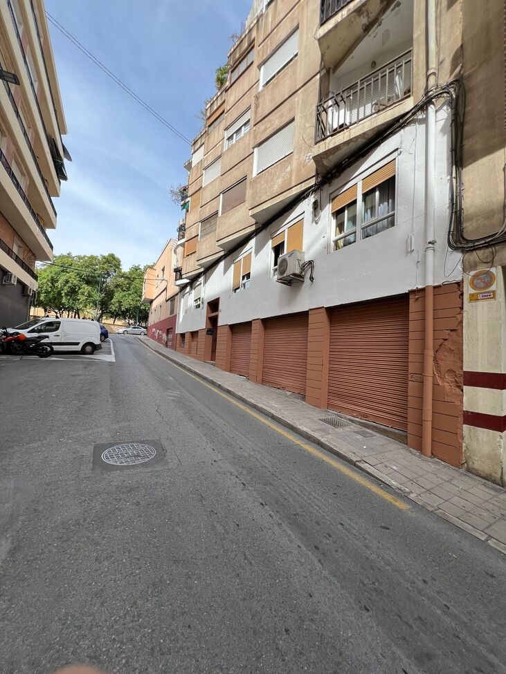 Price: €155,000Area: 210 m²Condition: Under full renovation, will be delivered open-plan with new fi