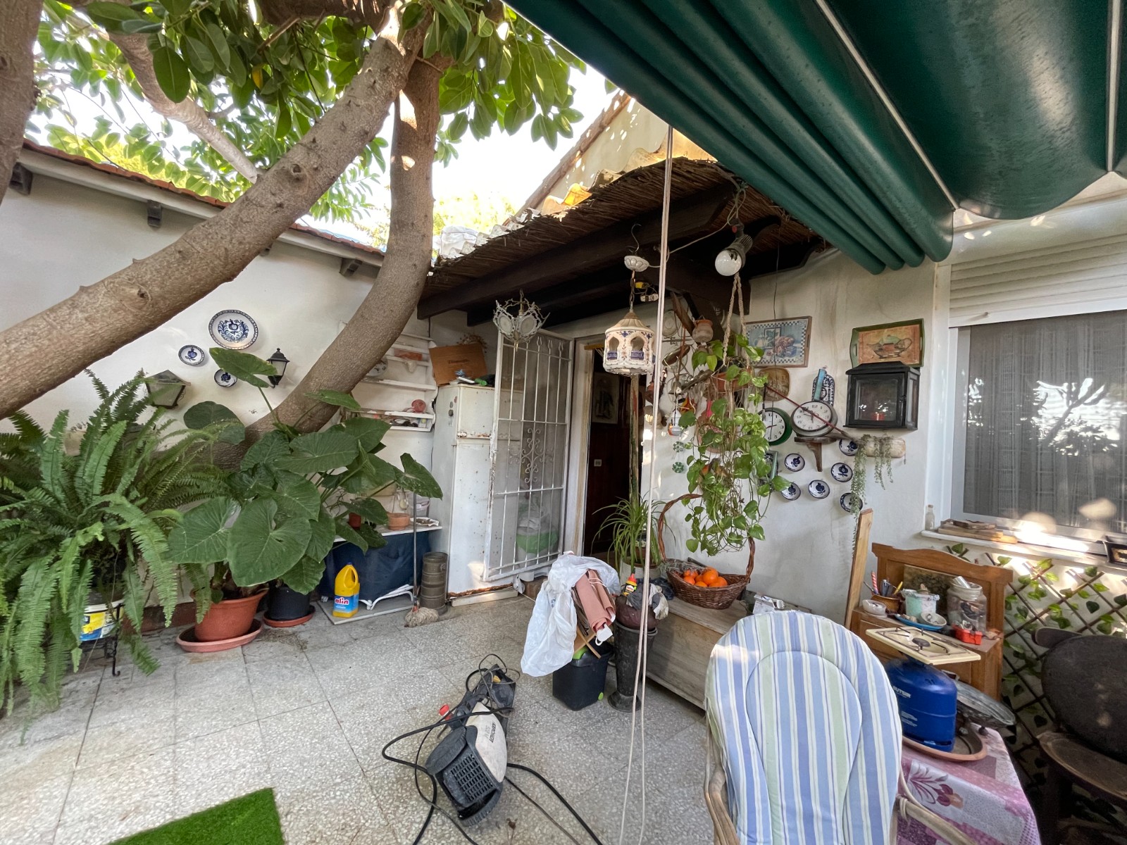 Garden in villa for sale in Orihuela Costa