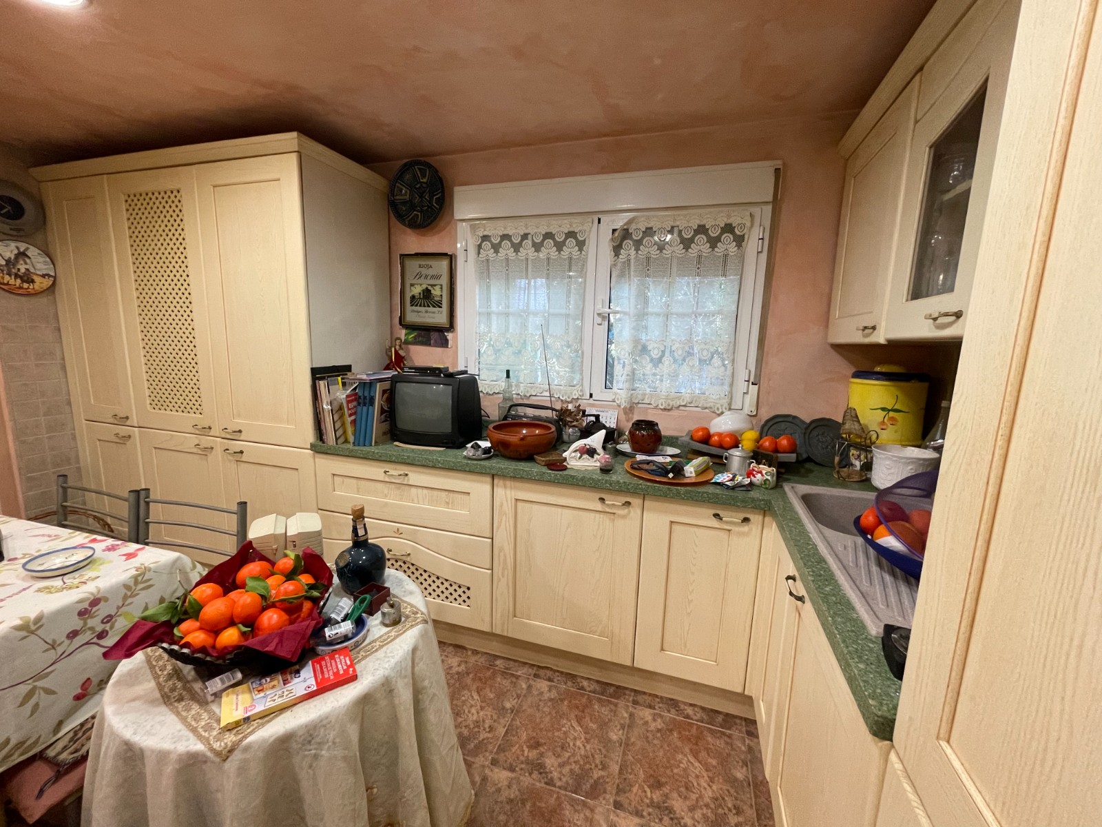 Kitchen in villa for sale in Orihuela Costa