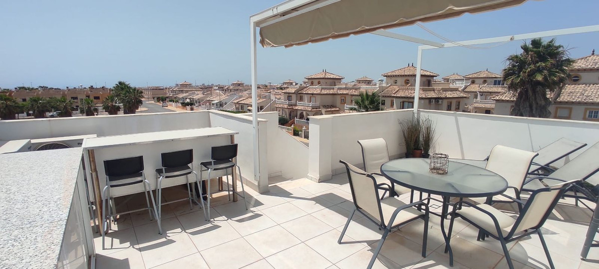 Bathroom in villa for sale in Orihuela Costa