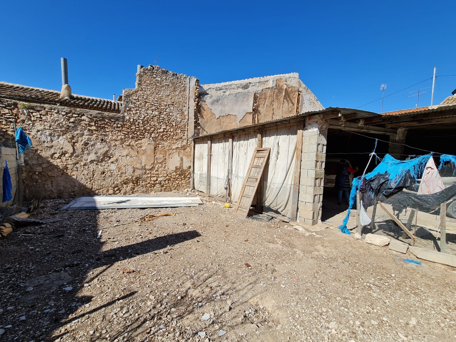 Pool area in land for sale in Pinoso