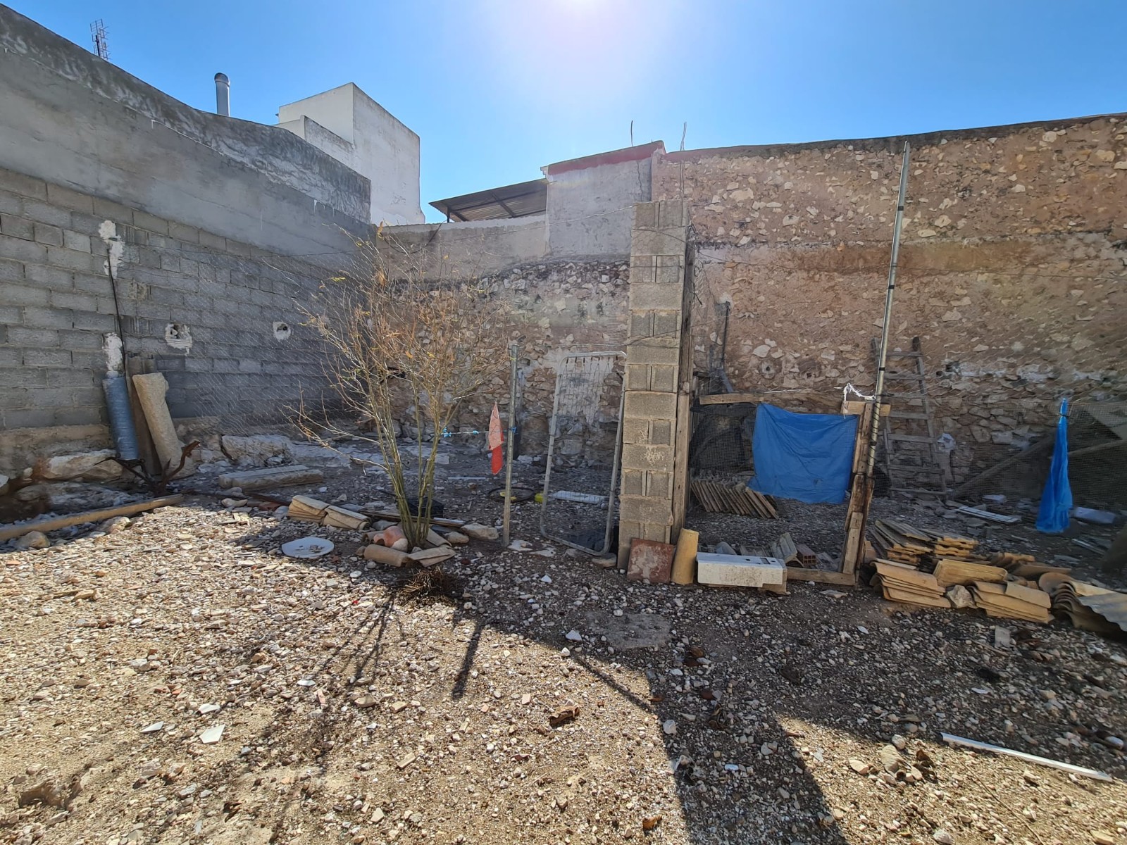 Bedroom in land for sale in Pinoso