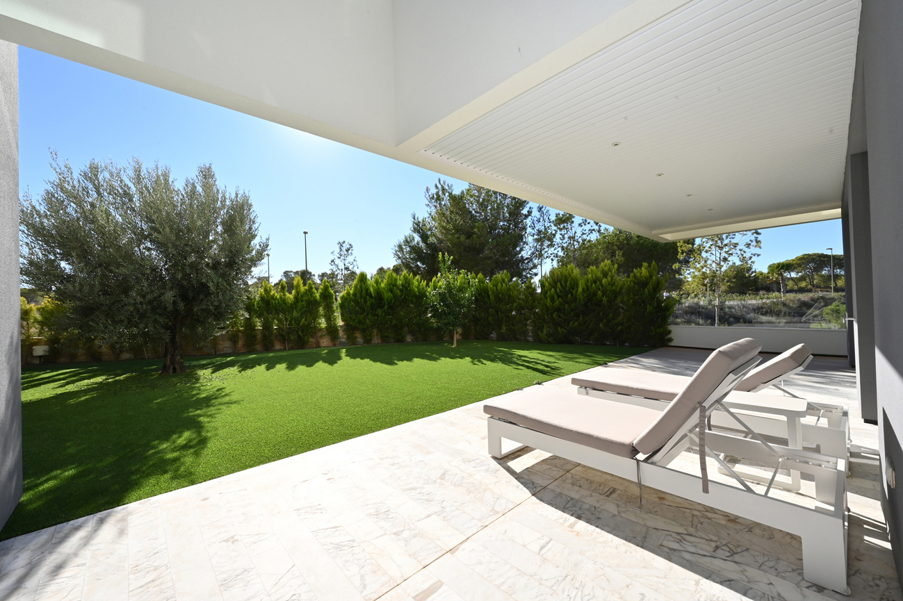 Exterior view in apartment for sale in Las Colinas Golf