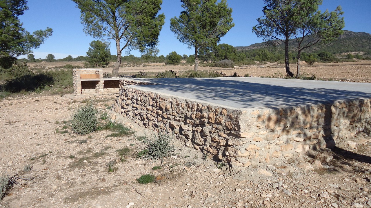 Exterior view in land for sale in Yecla