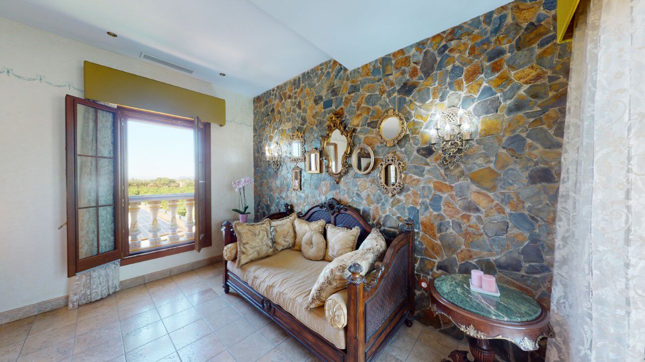Garden in villa for sale in Almoradi