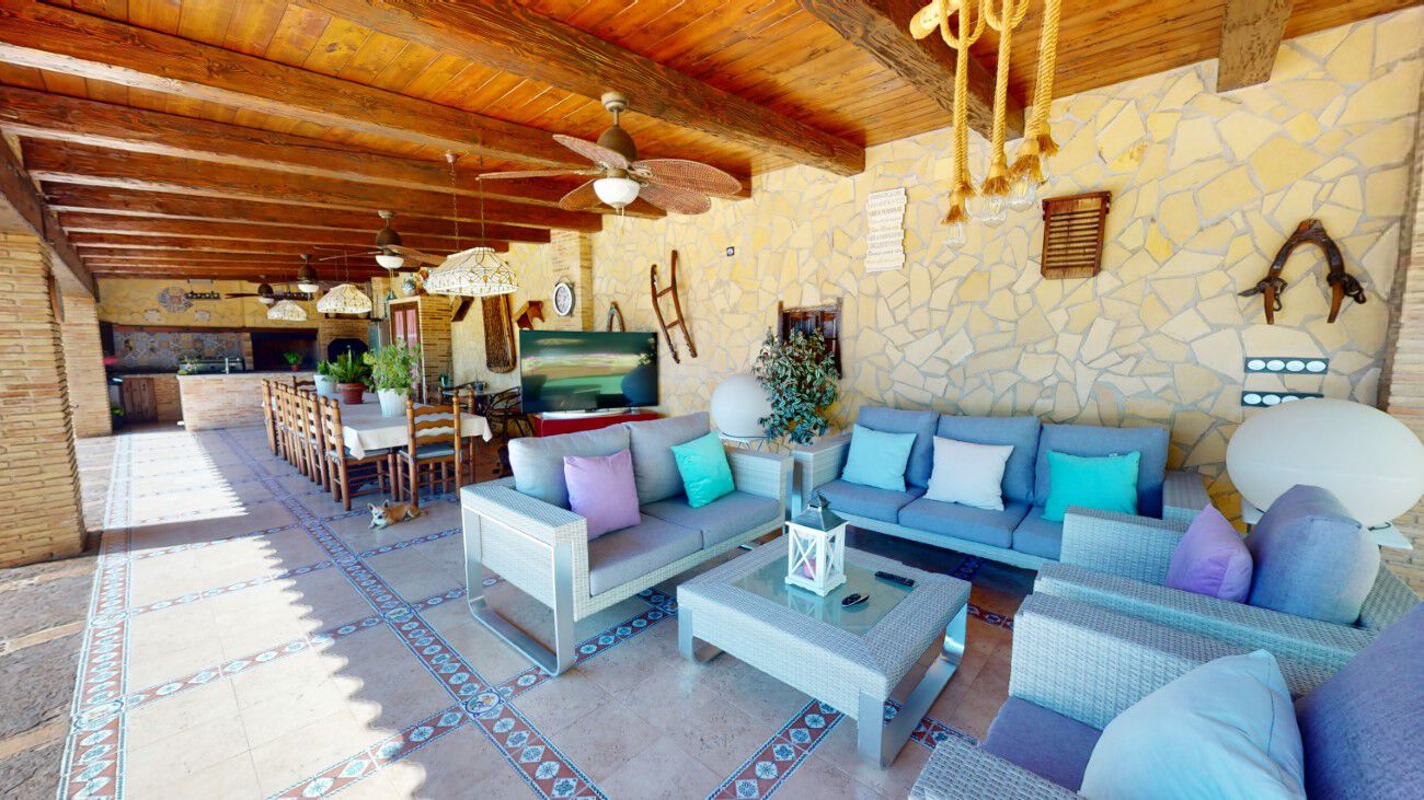 Terrace in villa for sale in Almoradi