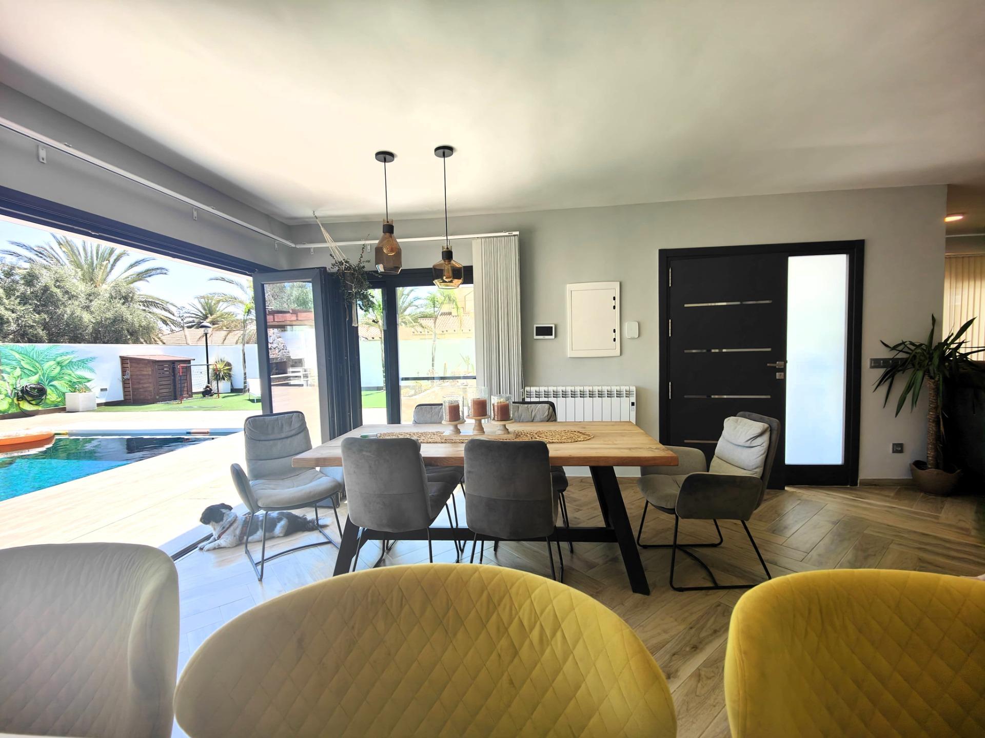 Pool area in villa for sale in Cabo Roig
