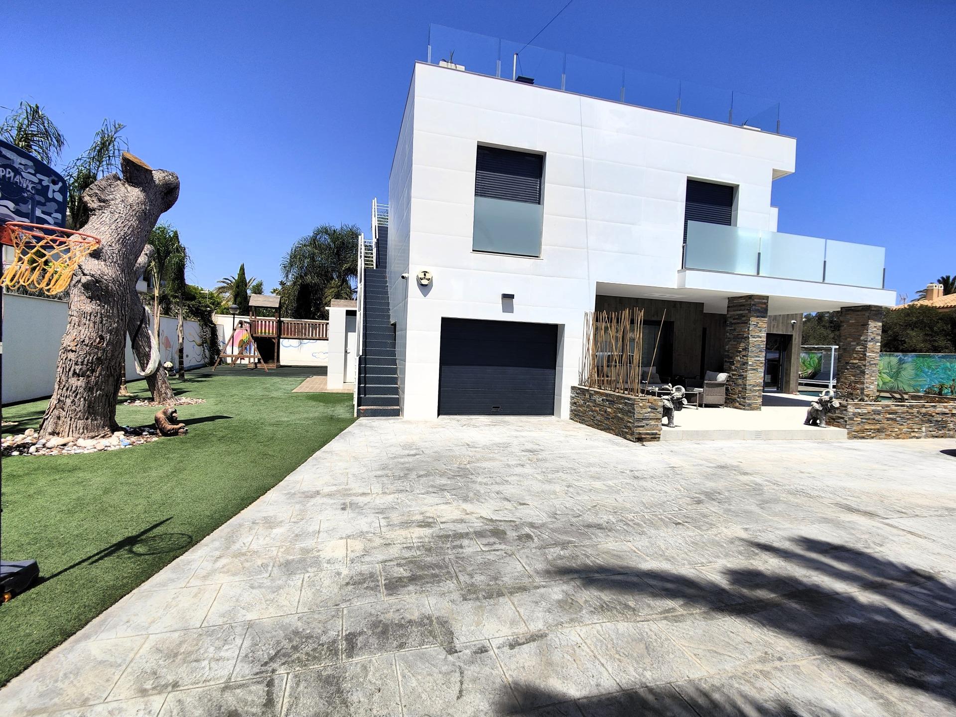 & Luxury Villa with Sea Views in Cabo Roig