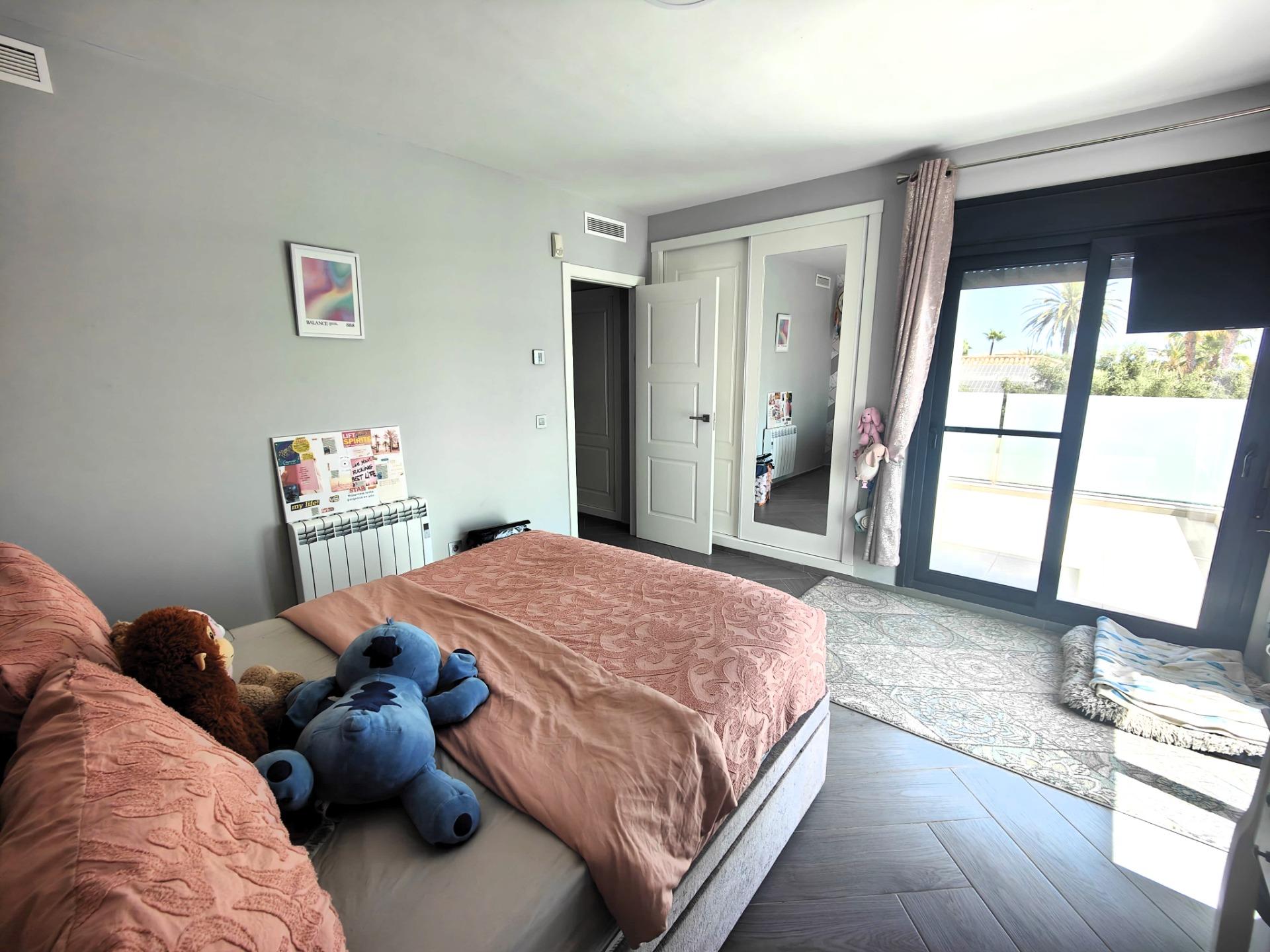 Exterior view in villa for sale in Cabo Roig