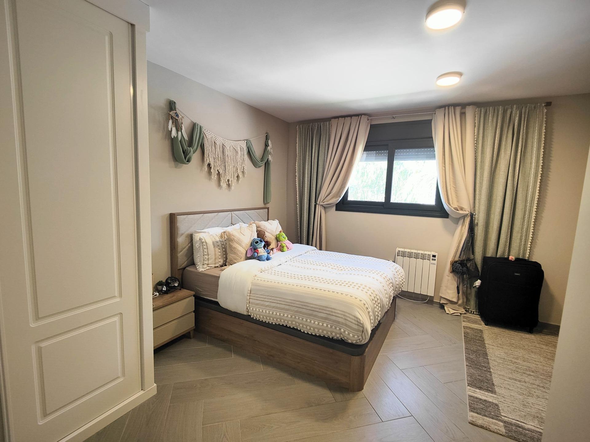 Kitchen in villa for sale in Cabo Roig