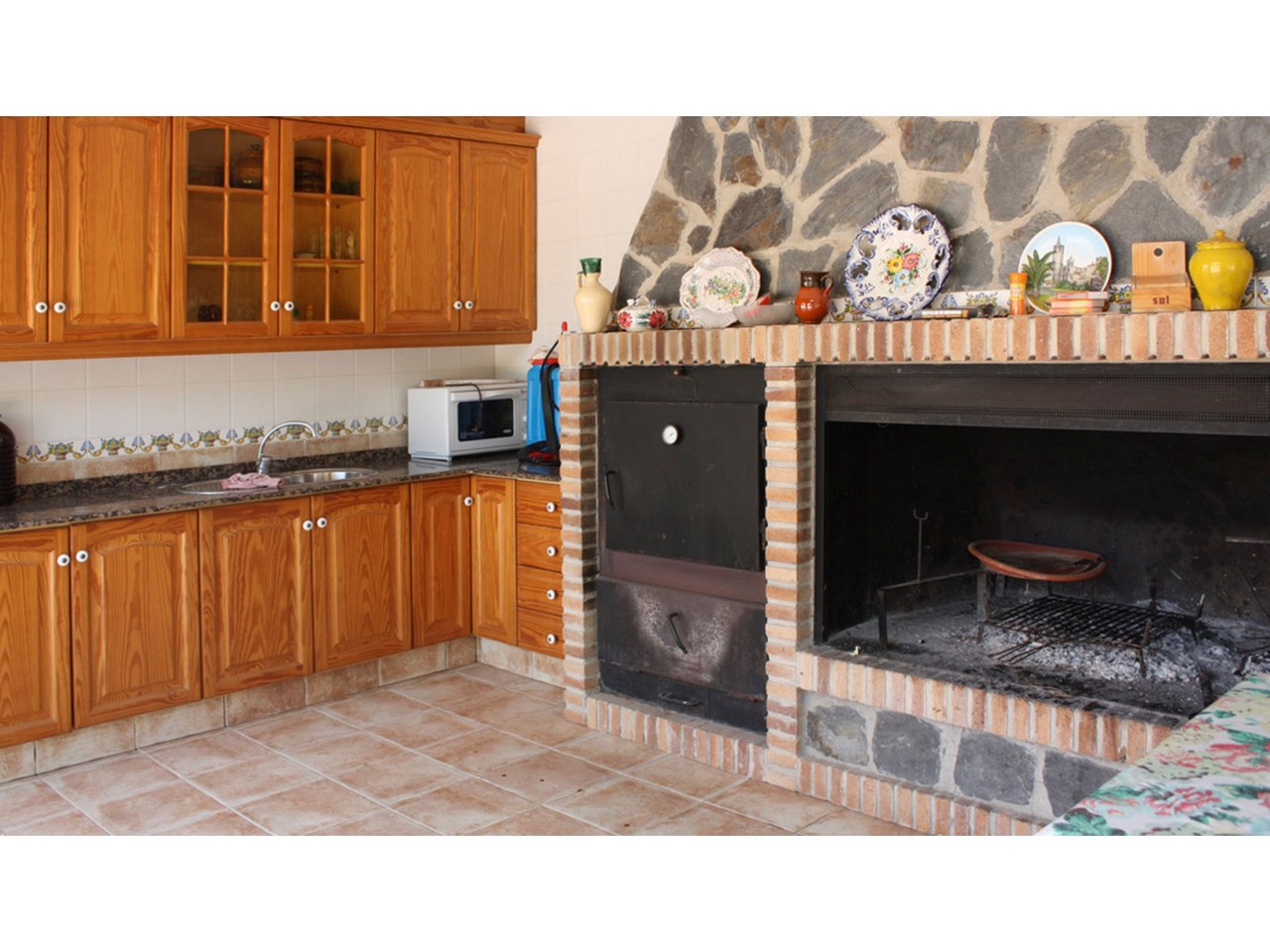 Master bedroom in villa for sale in Yecla