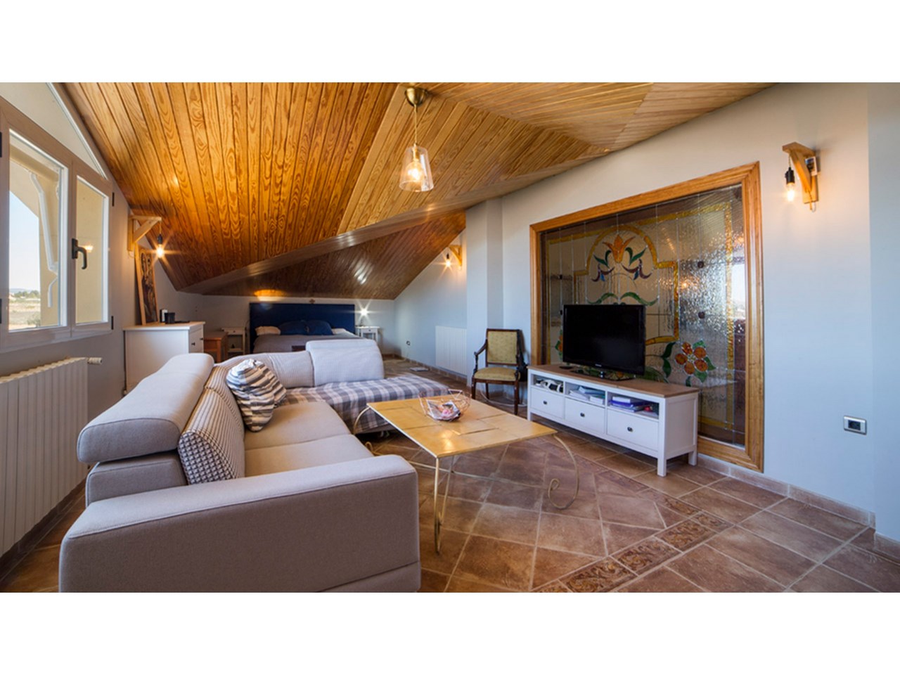 Garden in villa for sale in Yecla