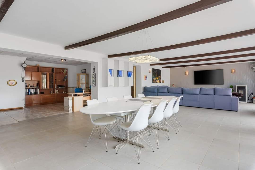 Pool area in finca for sale in Los Montesinos