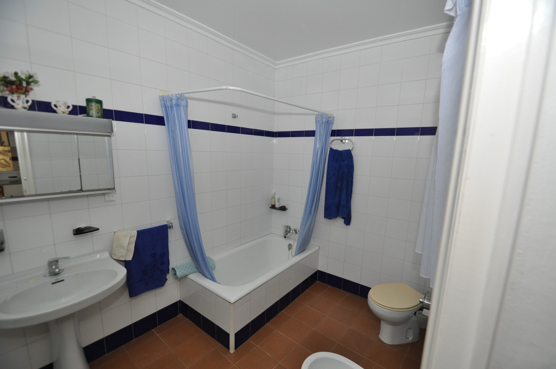Kitchen in villa for sale in Yecla