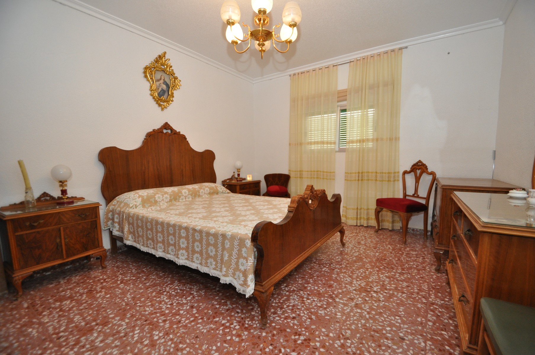 Dining area in villa for sale in Yecla