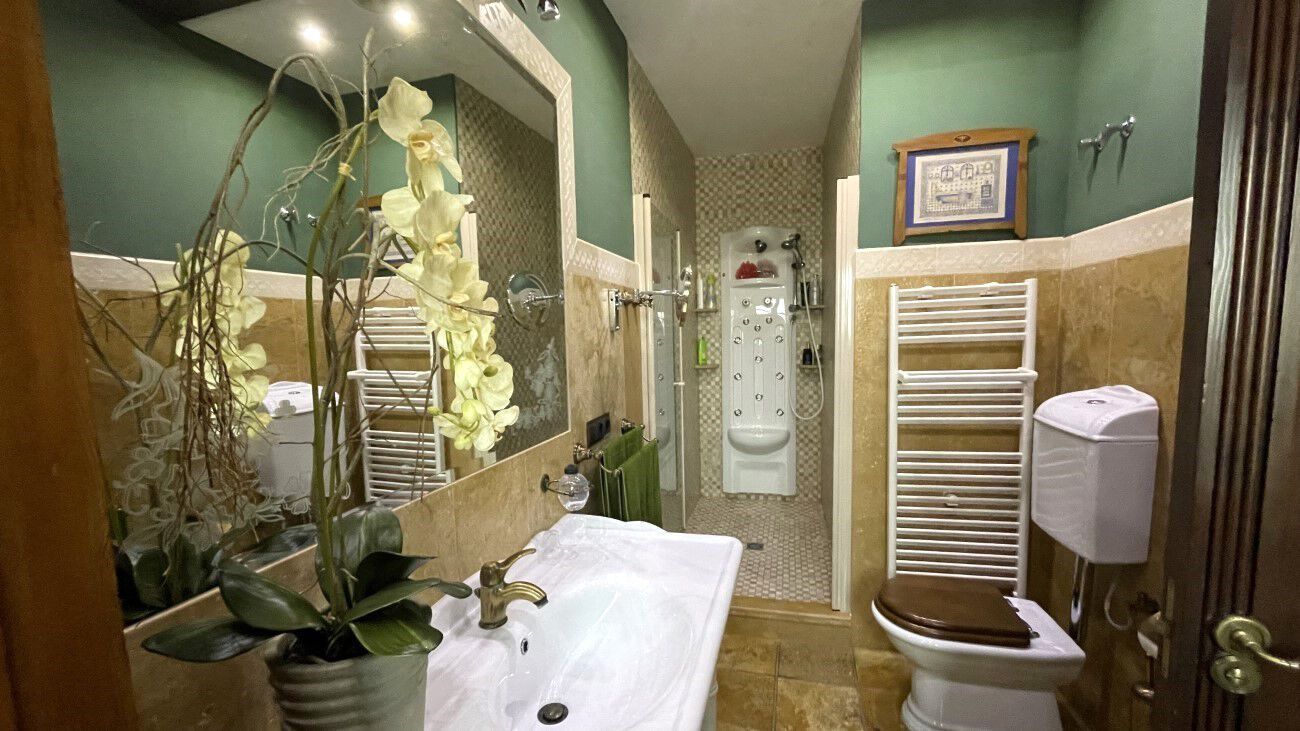 Bathroom in terraced for sale in Torrevieja