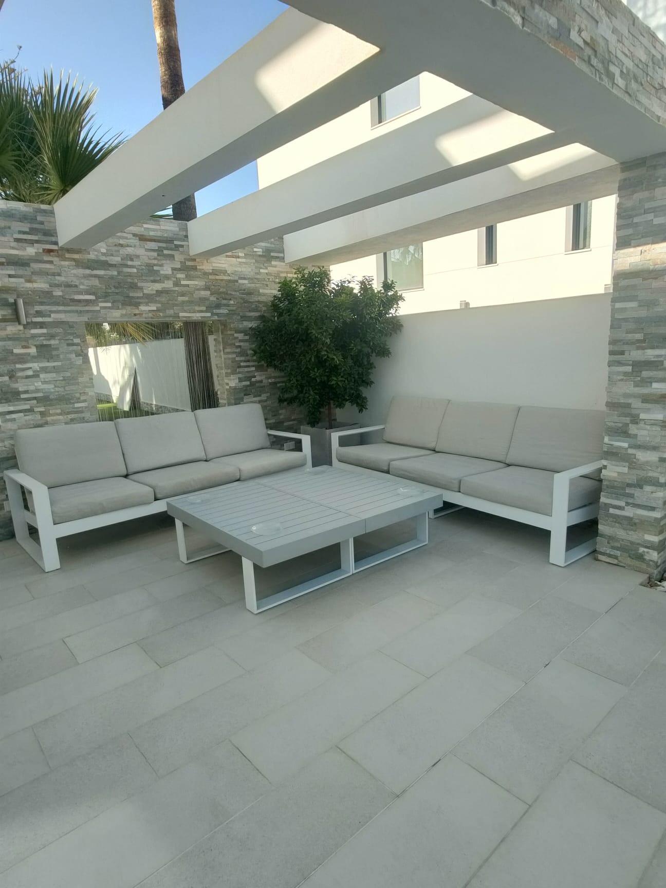 Living room in villa for sale in Orihuela Costa
