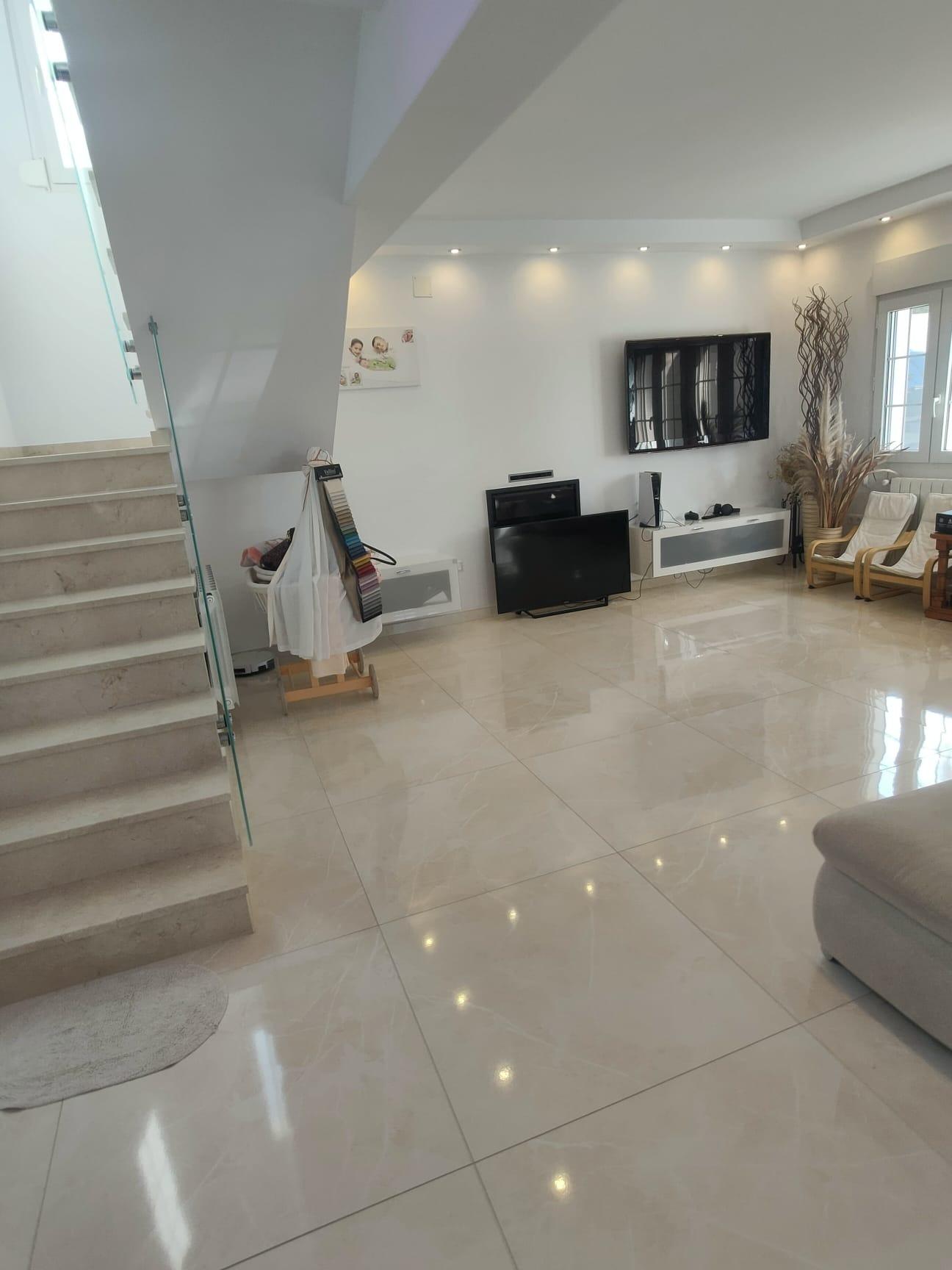 Kitchen in villa for sale in Orihuela Costa