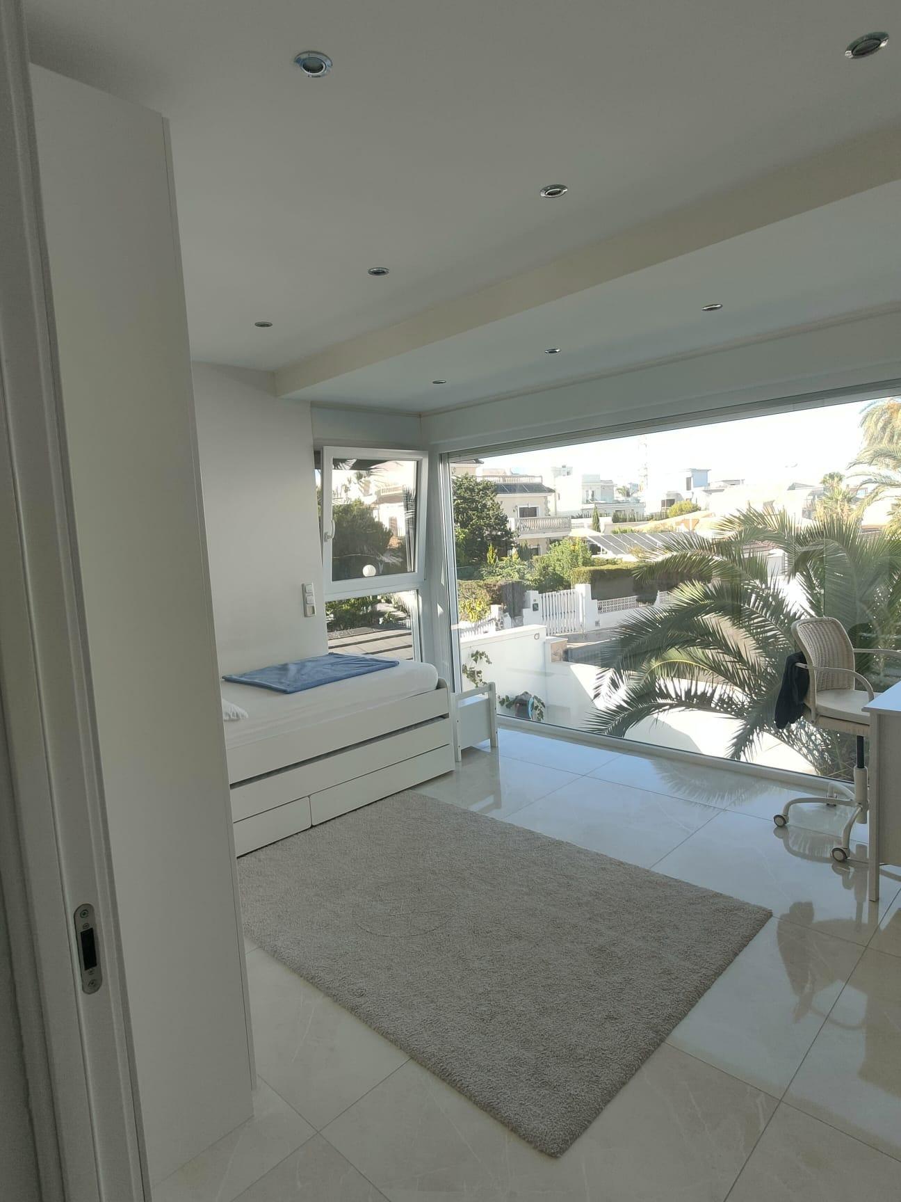 Exterior view in villa for sale in Orihuela Costa