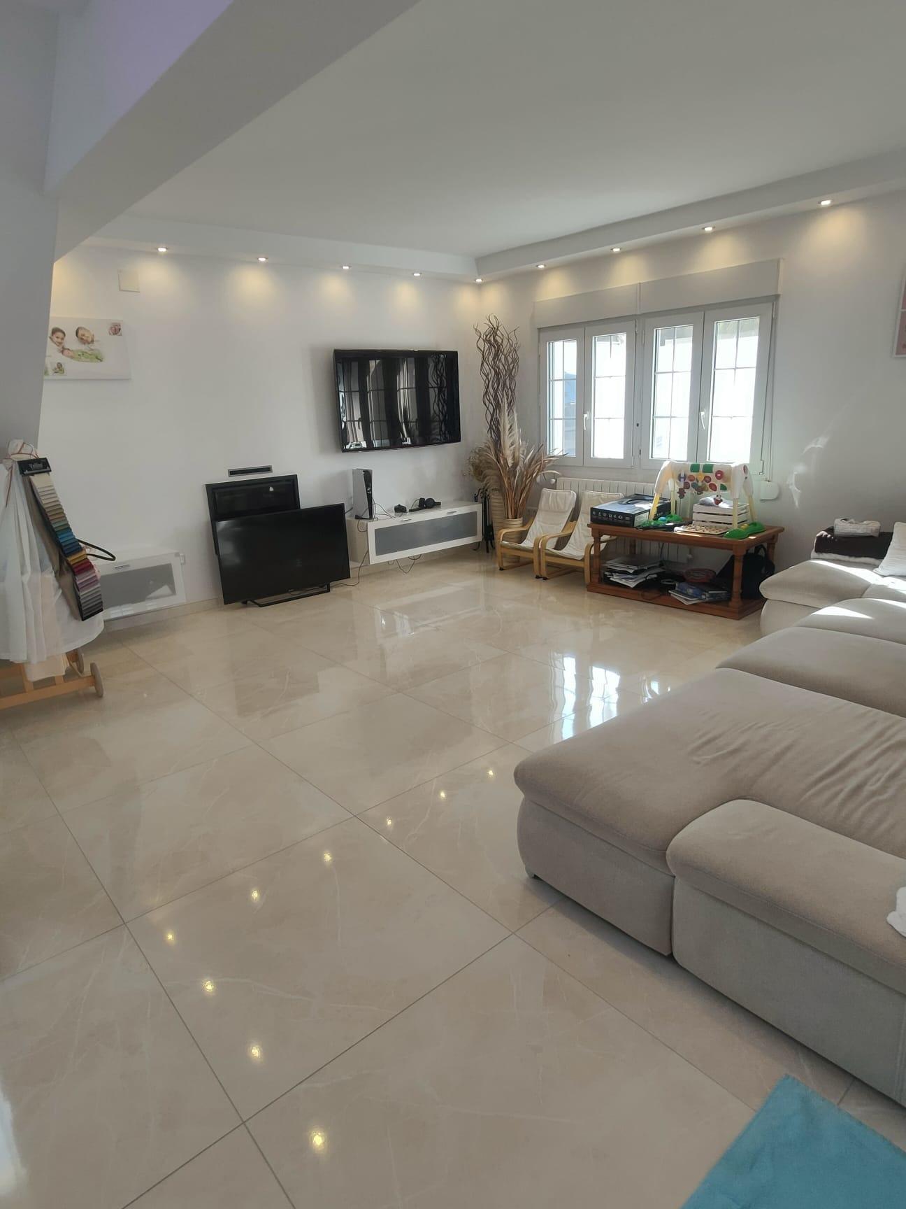 Kitchen in villa for sale in Orihuela Costa