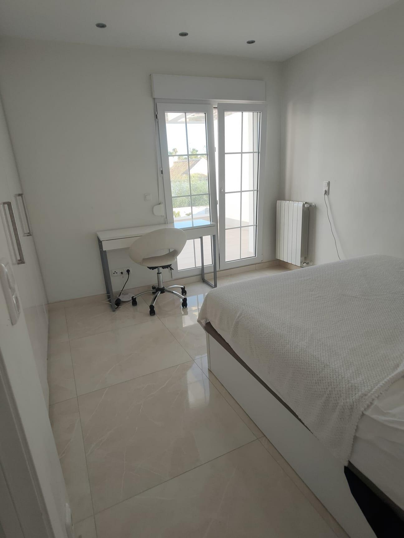 Terrace in villa for sale in Orihuela Costa