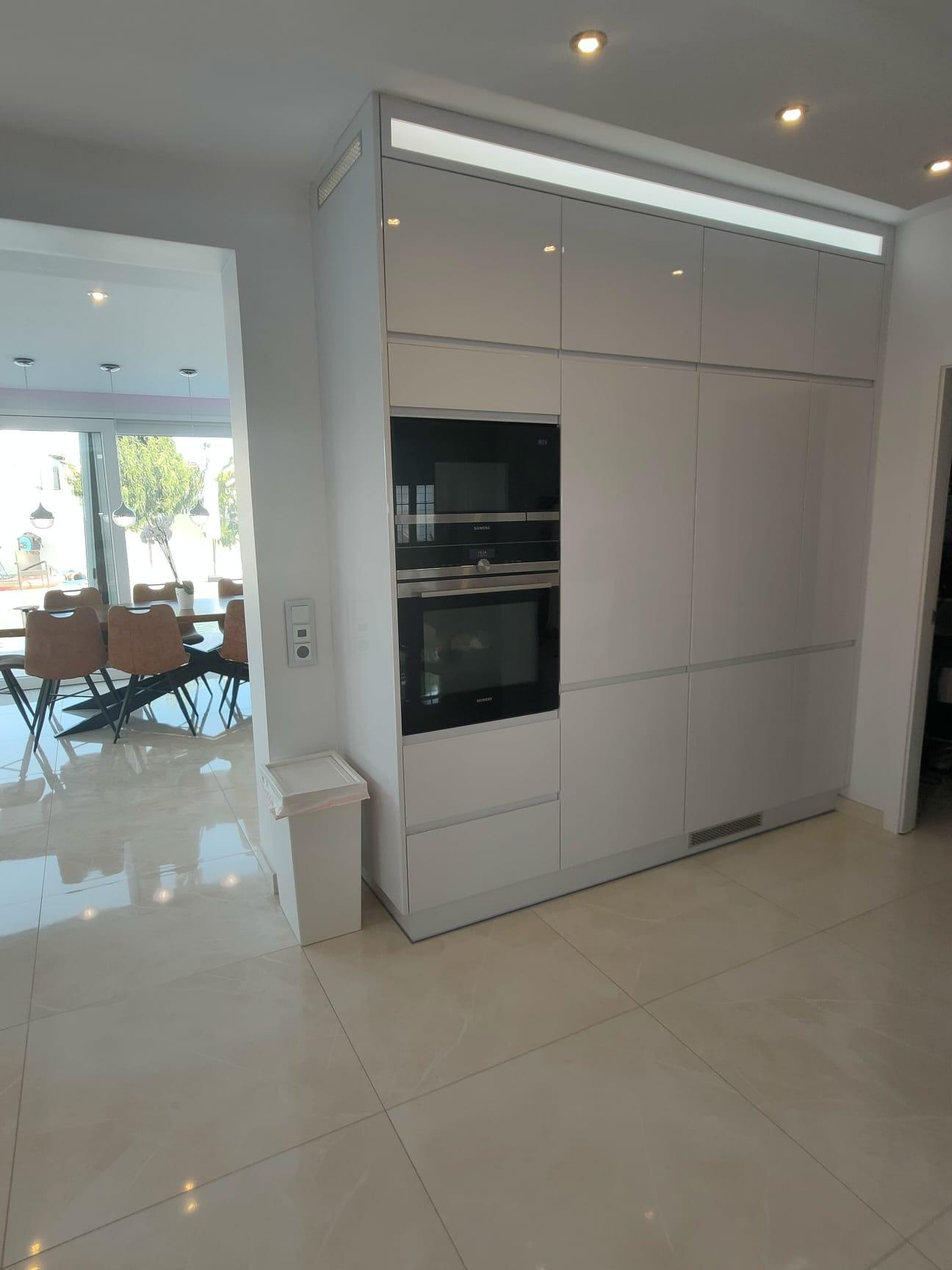 Garden in villa for sale in Orihuela Costa