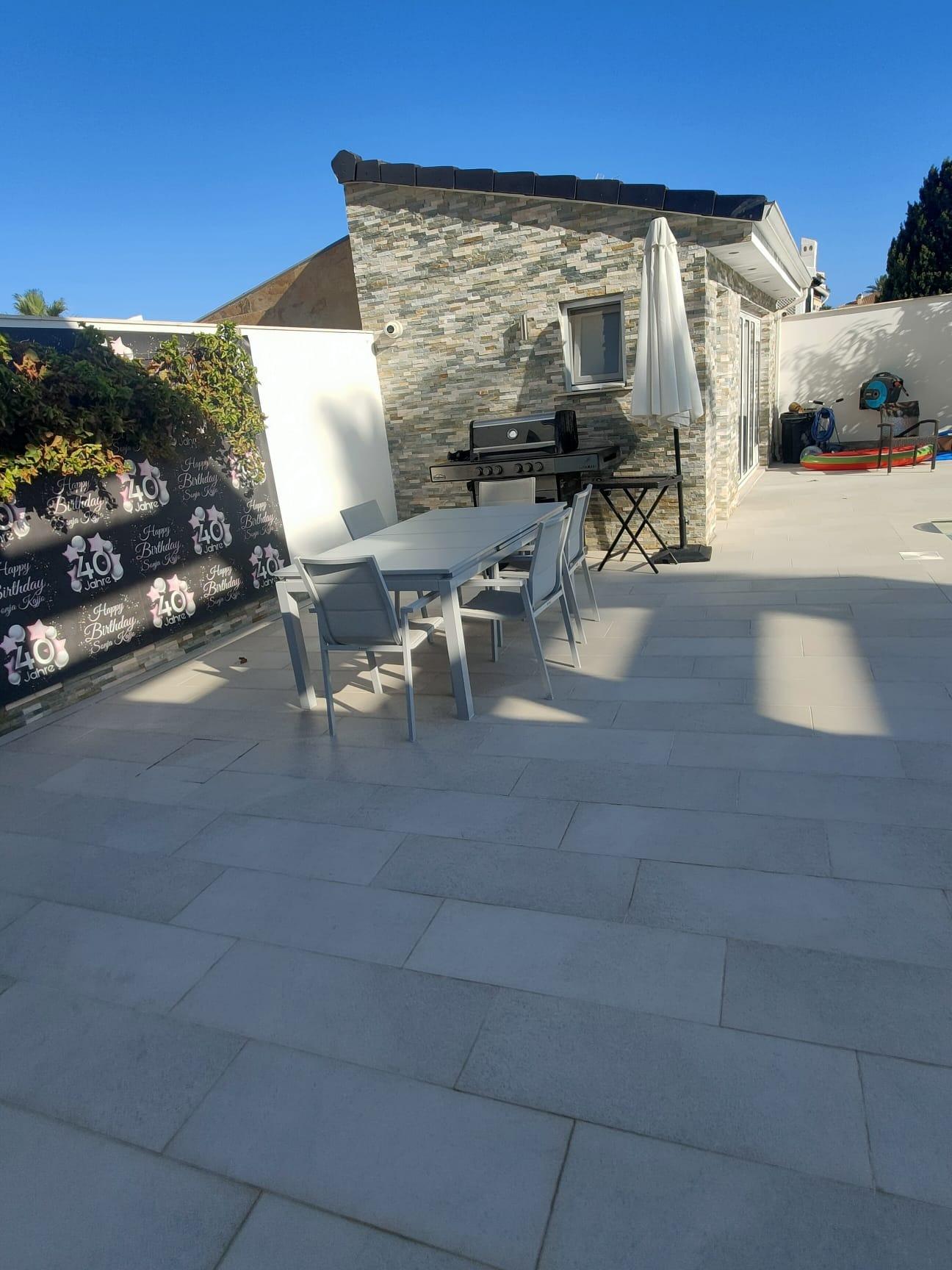 Dining area in villa for sale in Orihuela Costa