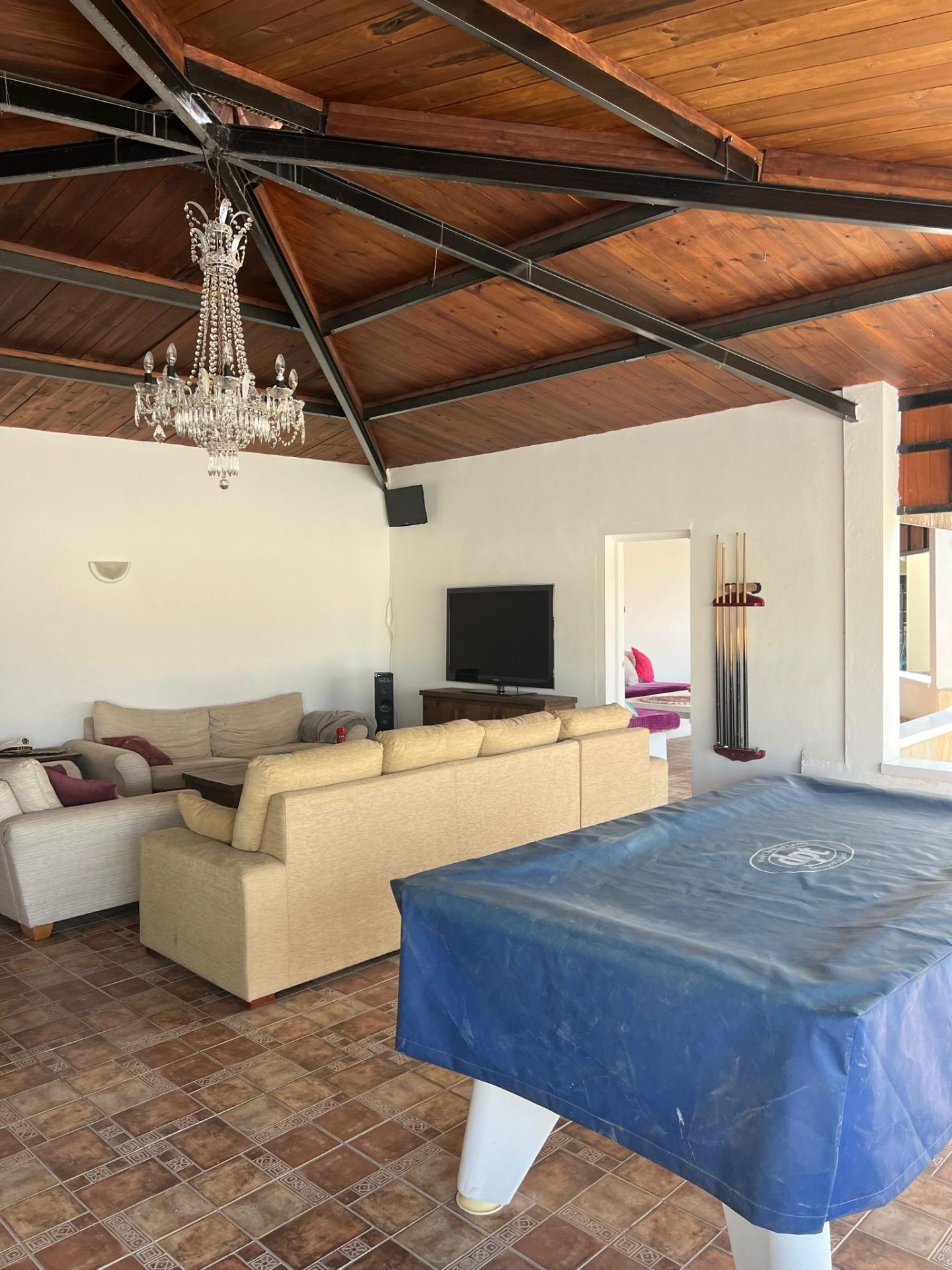 Dining area in villa for sale in Almoradi