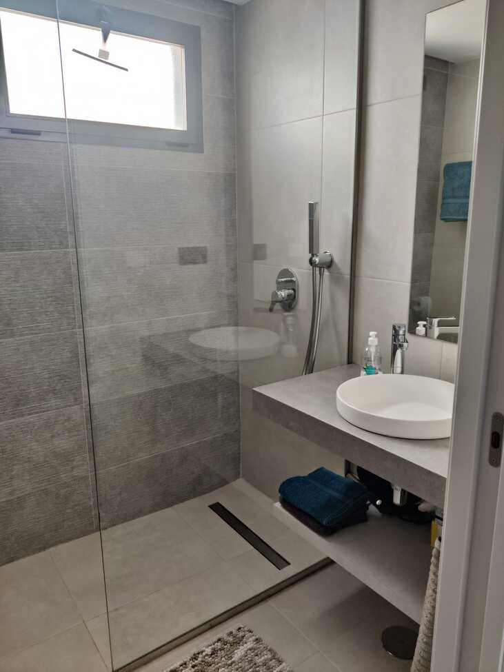 Master bedroom in apartment for sale in Guardamar del Segura