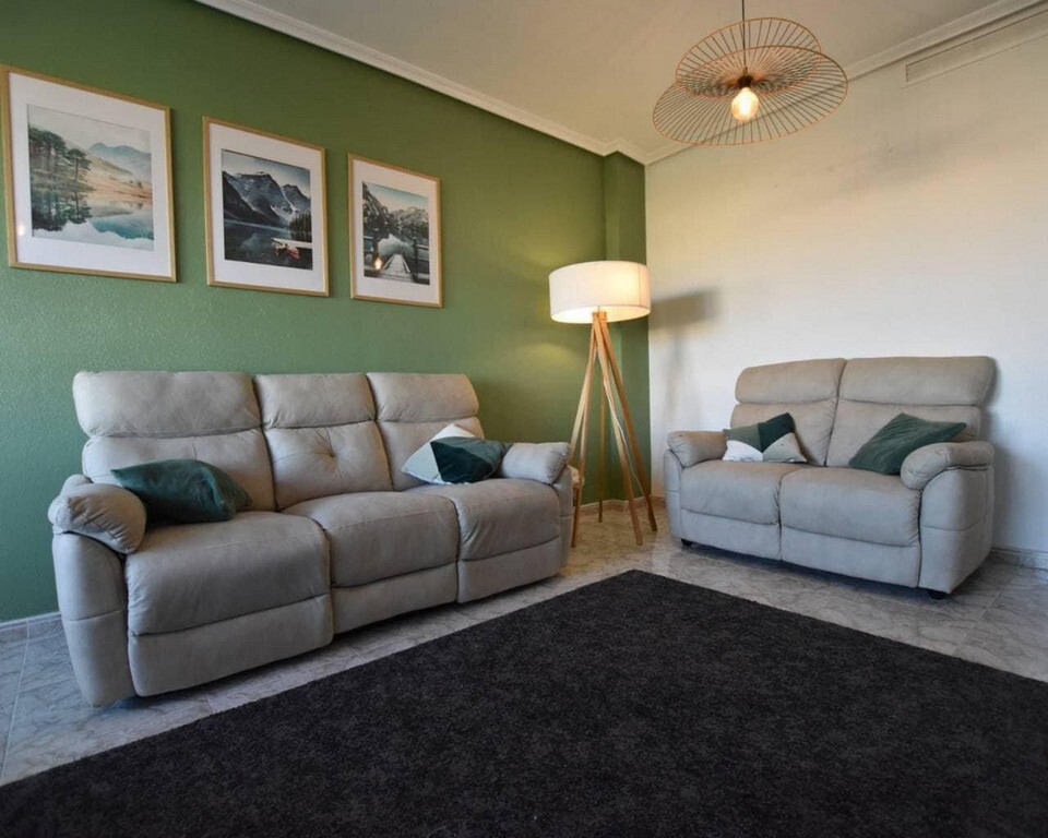 Bedroom in apartment for sale in Los Montesinos
