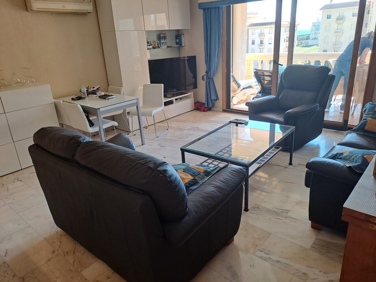 Bathroom in apartment for sale in Guardamar del Segura