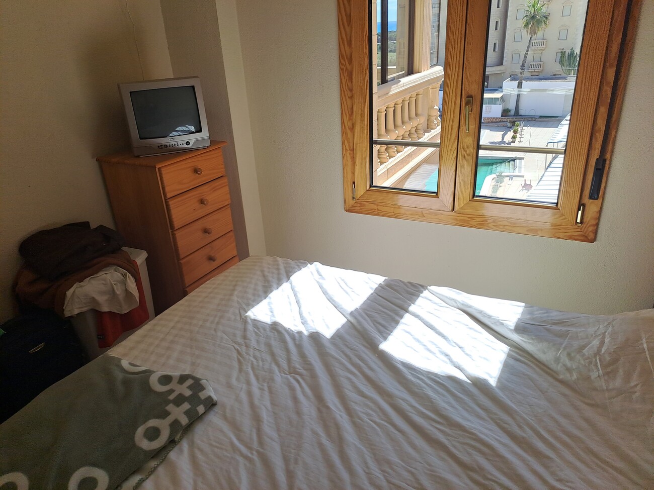 Pool area in apartment for sale in Guardamar del Segura