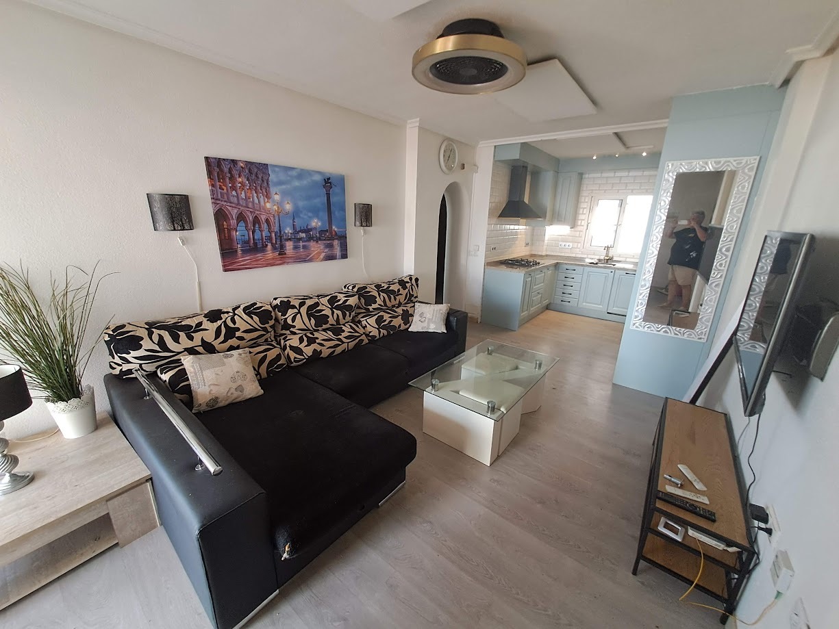 Master bedroom in bungalow for sale in Orihuela Costa